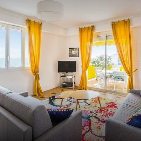 Stunning 2 Bed Flat Nice Front Of The Beach Seaview Apartment Екстериор снимка